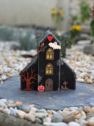 ✨ Inspirace pro podzimní tvoření ✨ Tyto dva dřevěné domečky z masivu jsou ručně malované a doplněné o drobné prvky, které...