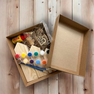 🪵 Novinka z dílny Vasci.cz Připravili jsme dárkovou sadu k tvoření domečku – pro všechny, kdo mají rádi tvoření a dřevěné...